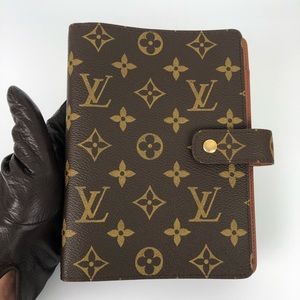 🚫SOLD🚫Louis Vuitton MEDIUM RING AGENDA COVER